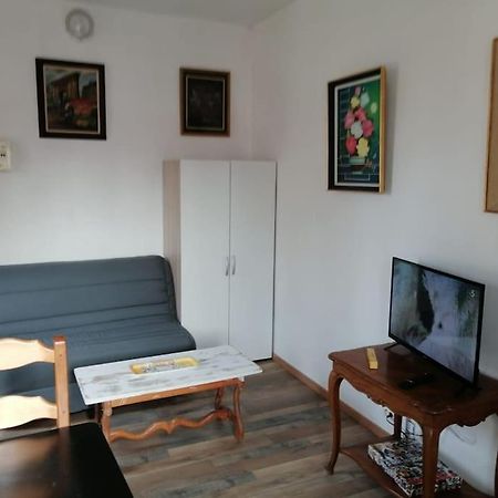 S2 Studio A Courtenay Proche Commerces Exterior photo